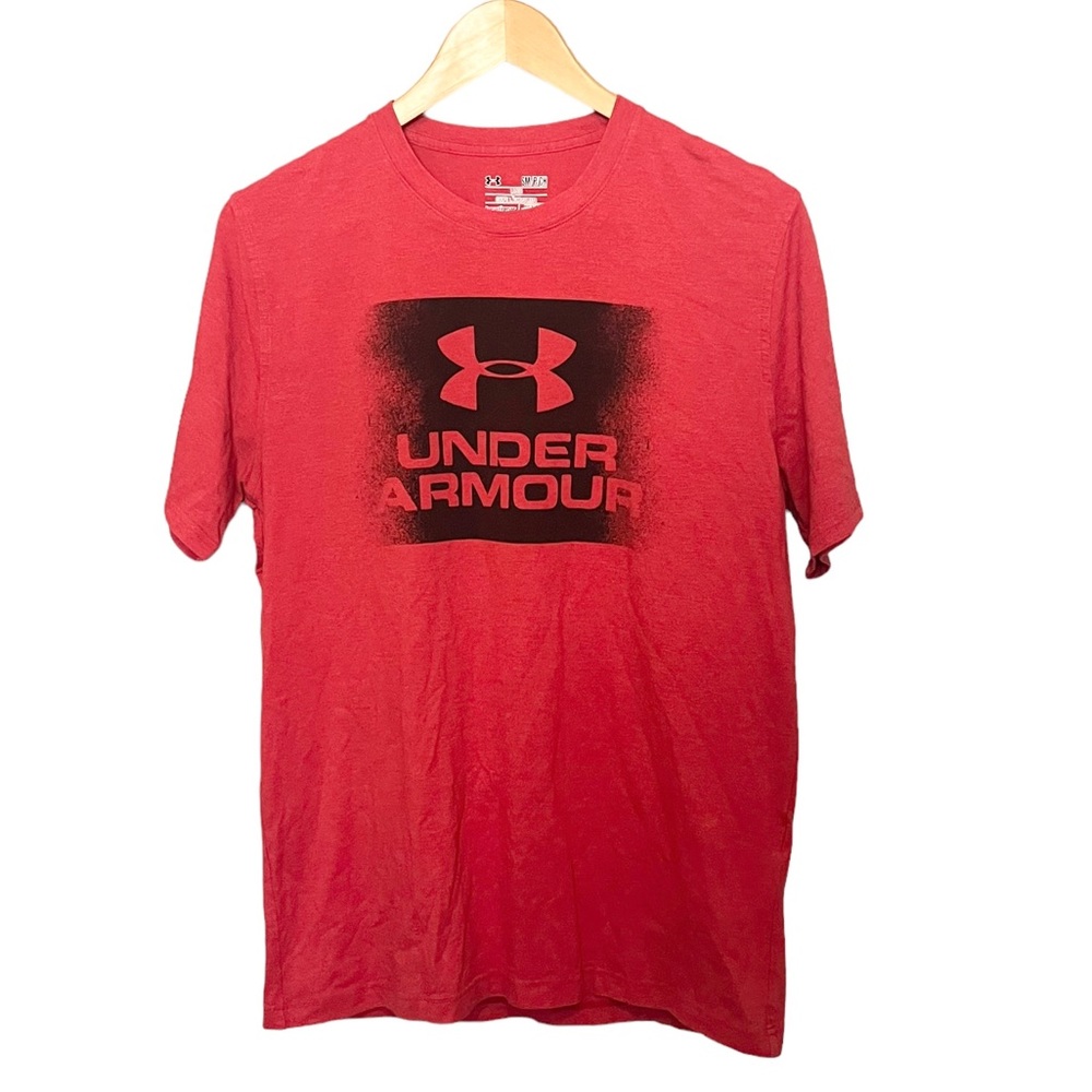 Under Armor Red Loose Fit Short Sleeve Graphic T-shirt